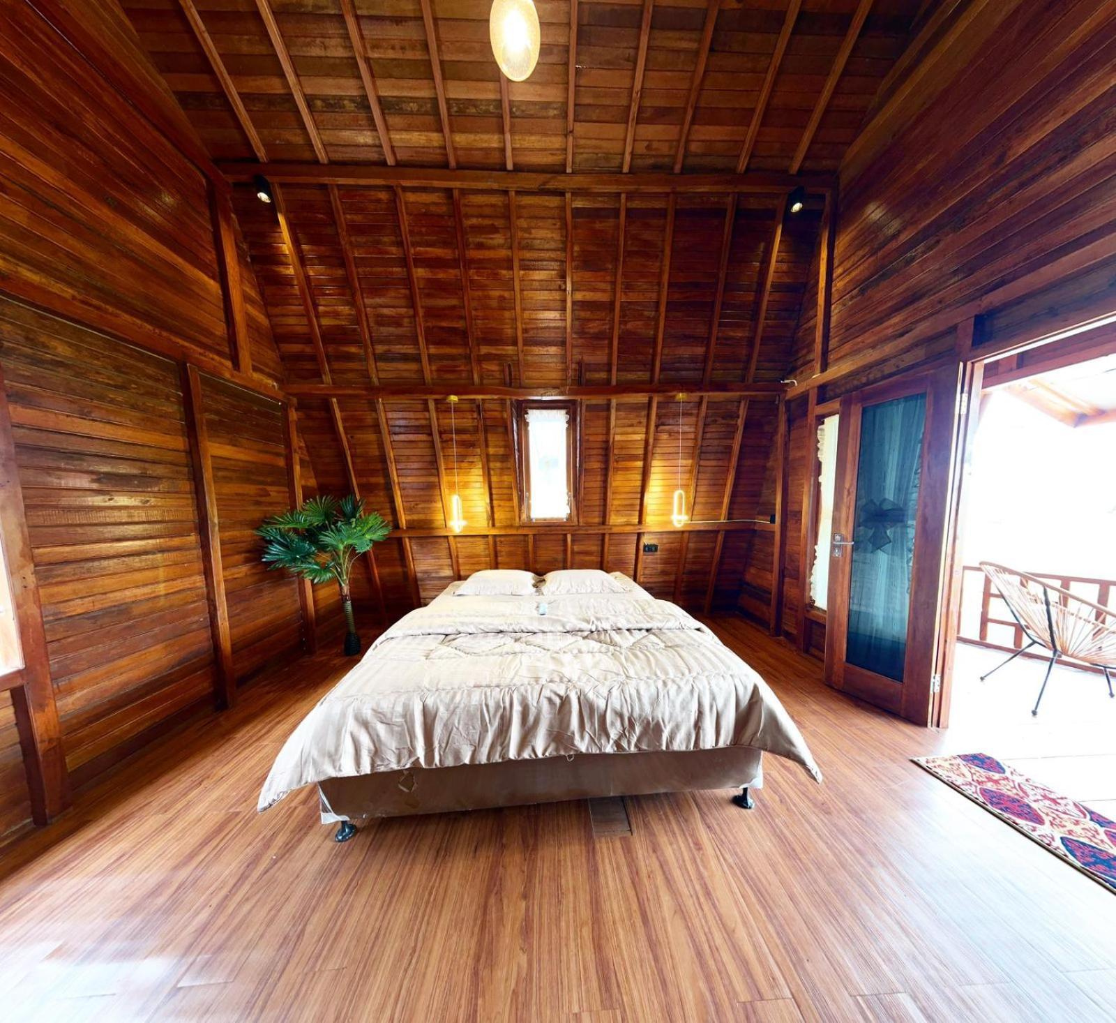 Villa Noerbaya House Bukittinggi Esterno foto